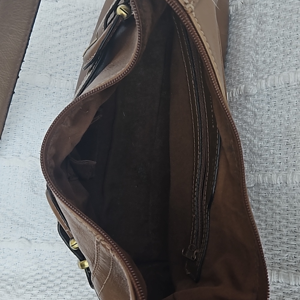 Wilson's brown leather bag - Picture 5 of 7